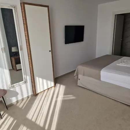 Topaz Sea View شقة فندقية