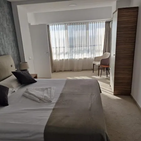 Topaz Sea View 3* أوليمبْ